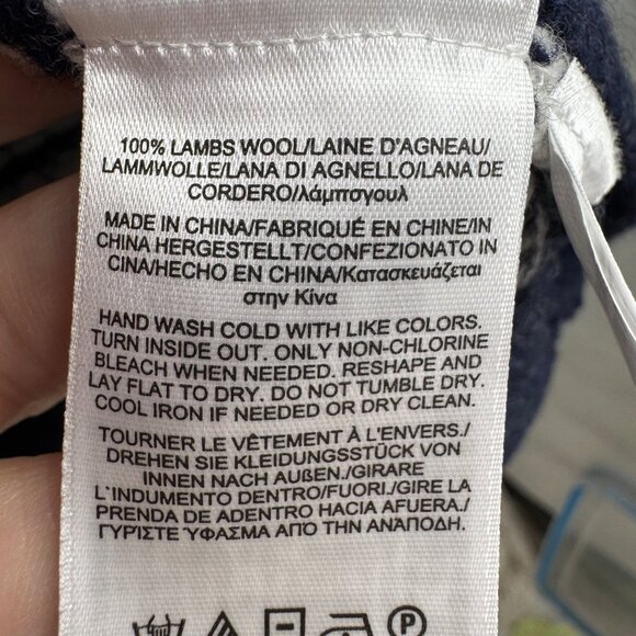 Brooks Brothers Polar Bear English  Lambswool Crewneck Sweater Womens size XL in - Picture 7 of 11